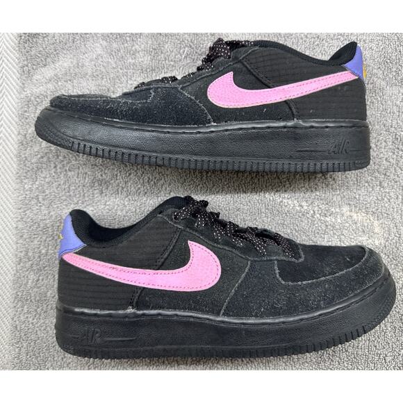 Nike Air Force 1 LV8 2 GS Black Magic Flamingo #CN5710-001, (Youth) Size 4Y - Picture 1 of 16